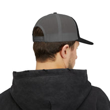 Load image into Gallery viewer, The Bird - Stylish Snapback Trucker Cap with Embroidery

