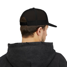 Load image into Gallery viewer, The Bird - Stylish Snapback Trucker Cap with Embroidery
